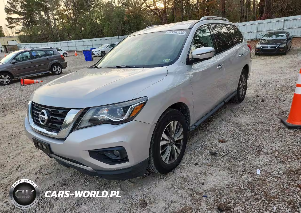 2019 Nissan Pathfinder S