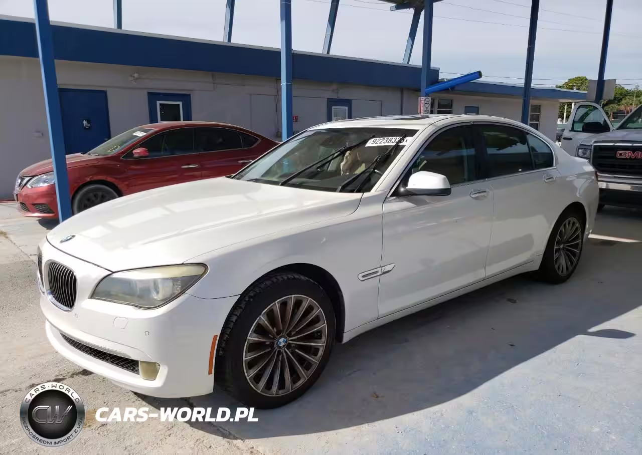 2011 BMW 740 I