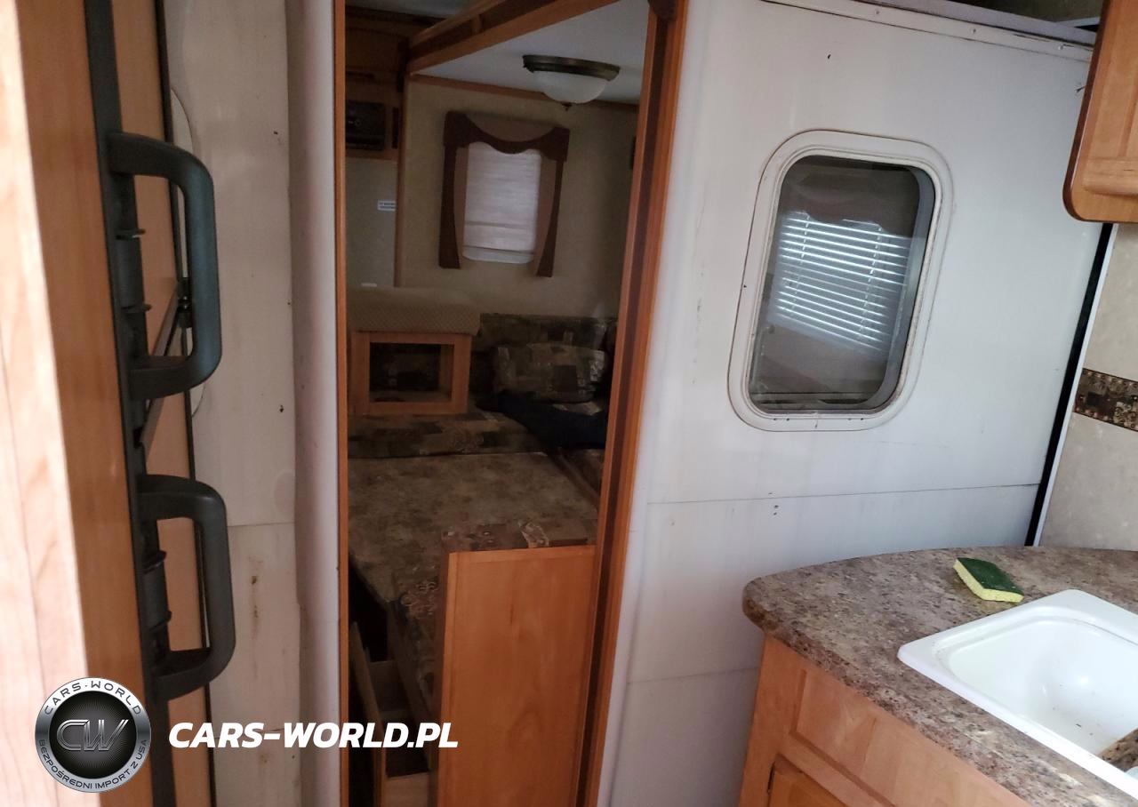 2011 Gulf Stream Coach Innsbruck Camper VIN:1NL1GTN28B1103279 - 6