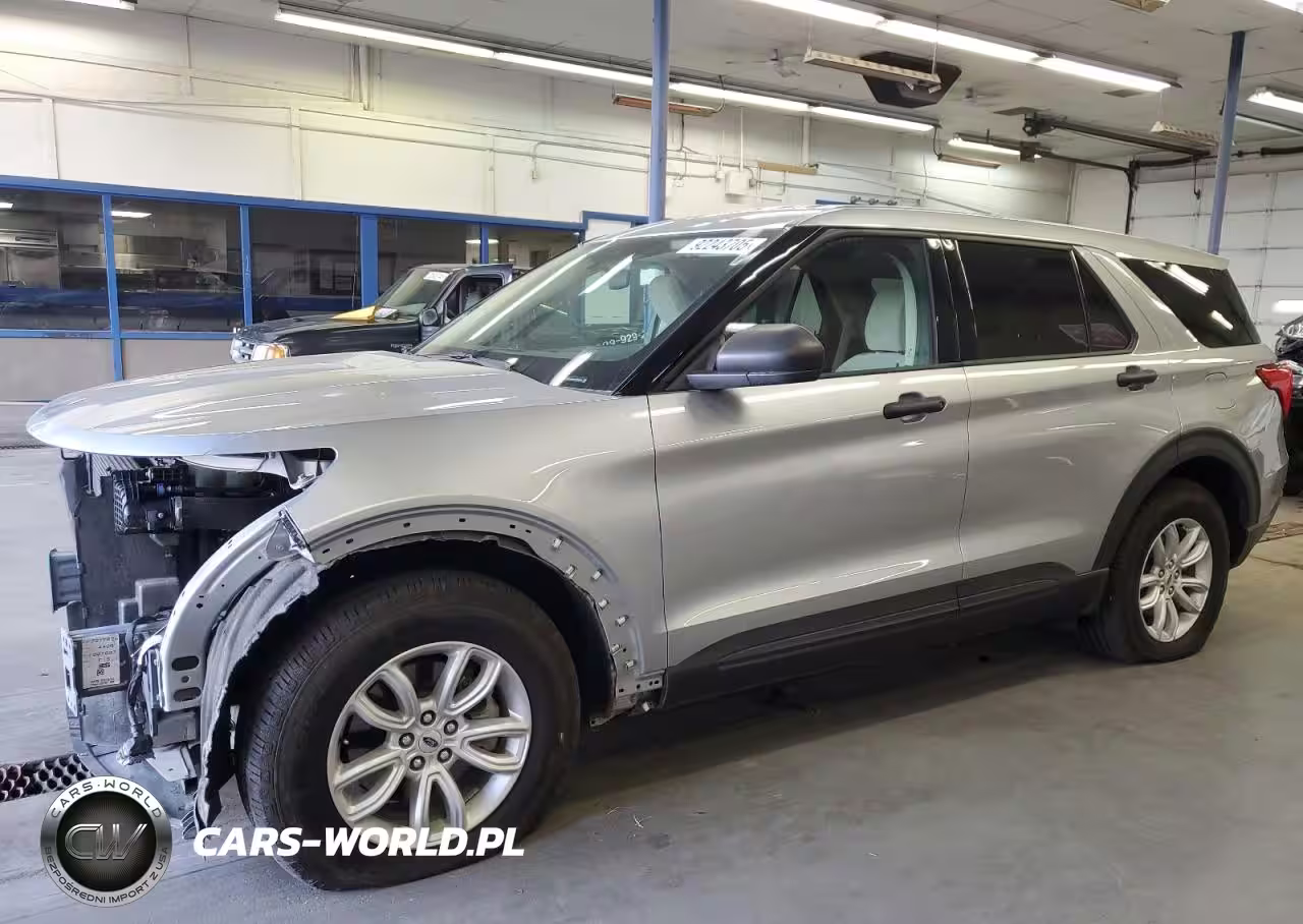 2020 Ford Explorer