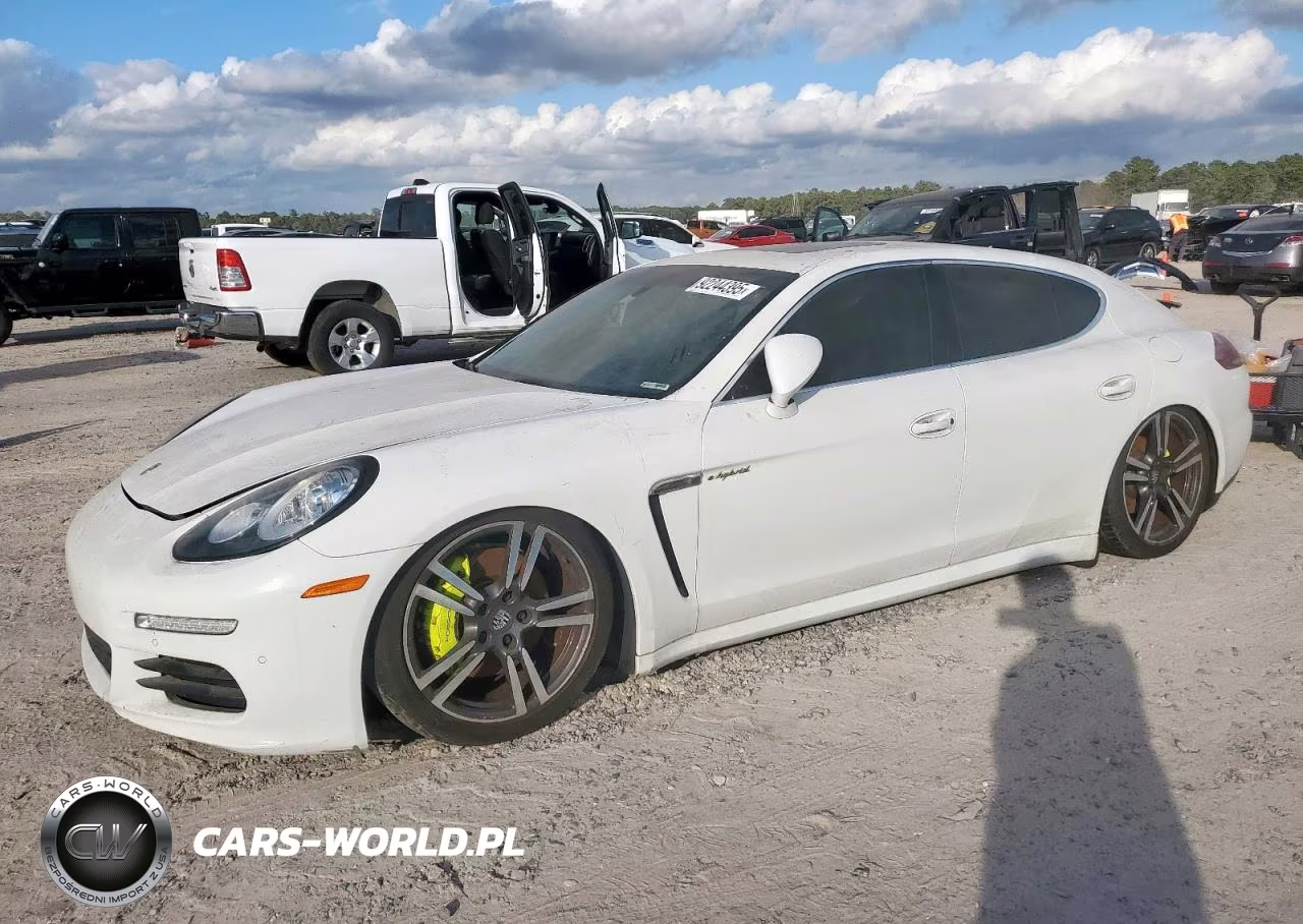 2014 Porsche Panamera S Hybrid
