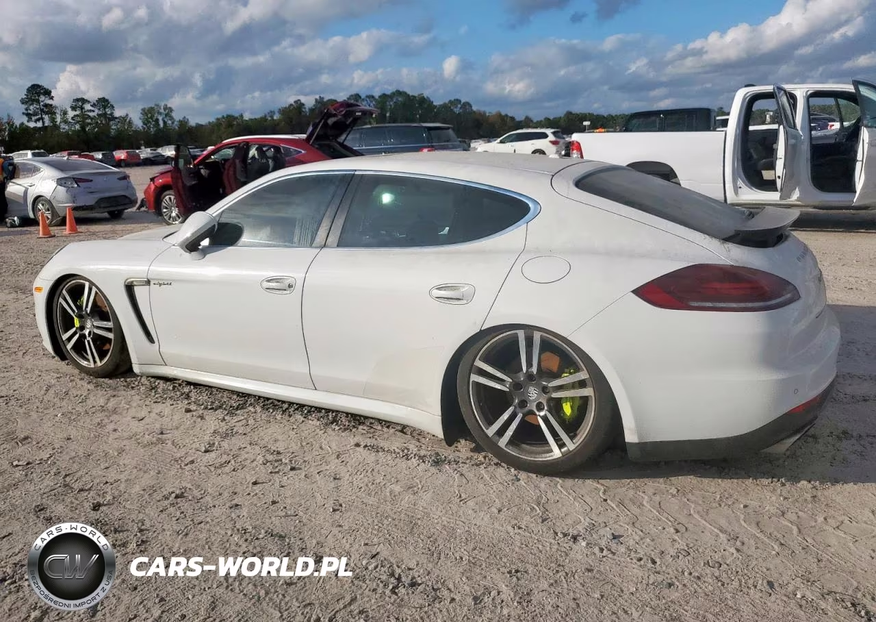 2014 Porsche Panamera S Hybrid VIN:WP0AD2A70EL044747 - 2