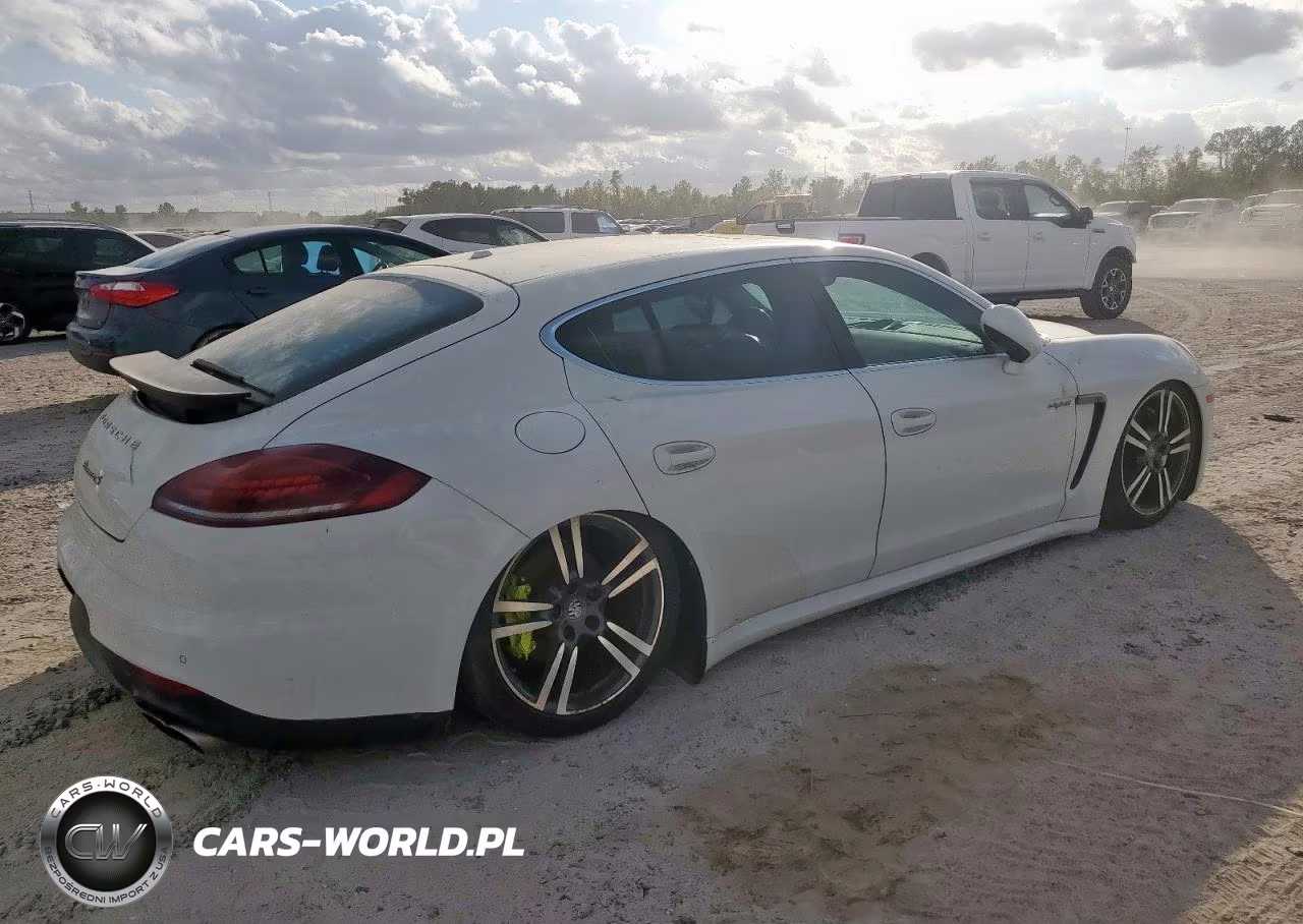 2014 Porsche Panamera S Hybrid VIN:WP0AD2A70EL044747 - 3