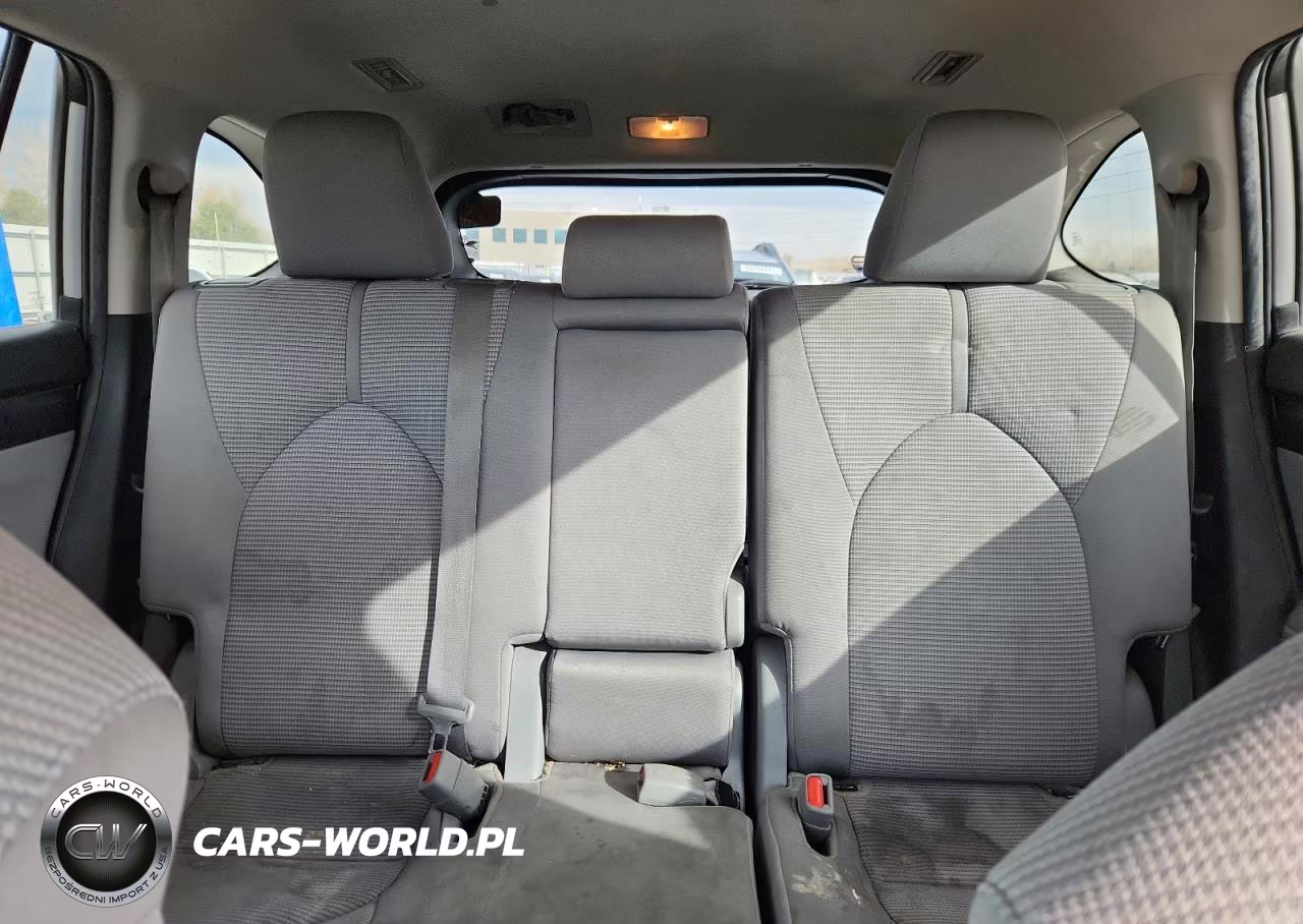 2022 Toyota Highlander L VIN:5TDCZRBH1NS202957 - 10