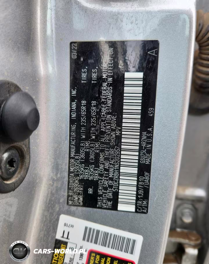 2022 Toyota Highlander L VIN:5TDCZRBH1NS202957 - 13
