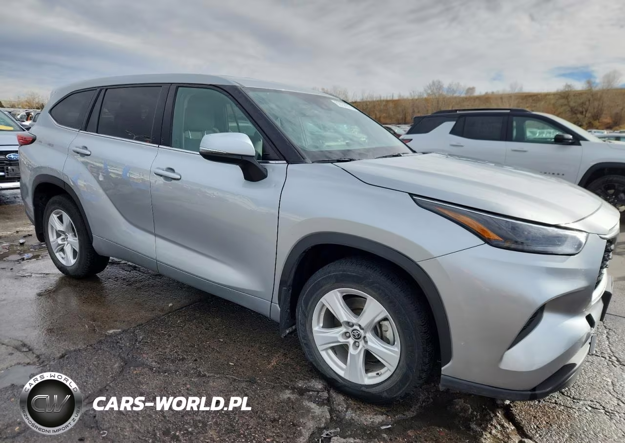 2022 Toyota Highlander L VIN:5TDCZRBH1NS202957 - 4