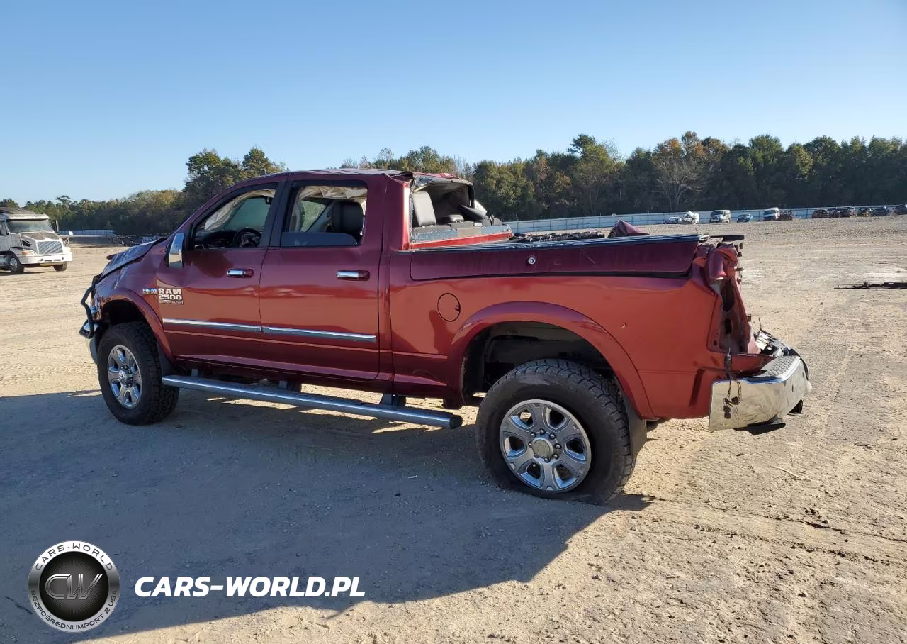 2015 Ram 2500 Laramie VIN:3C6UR5FJXFG650163 - 2