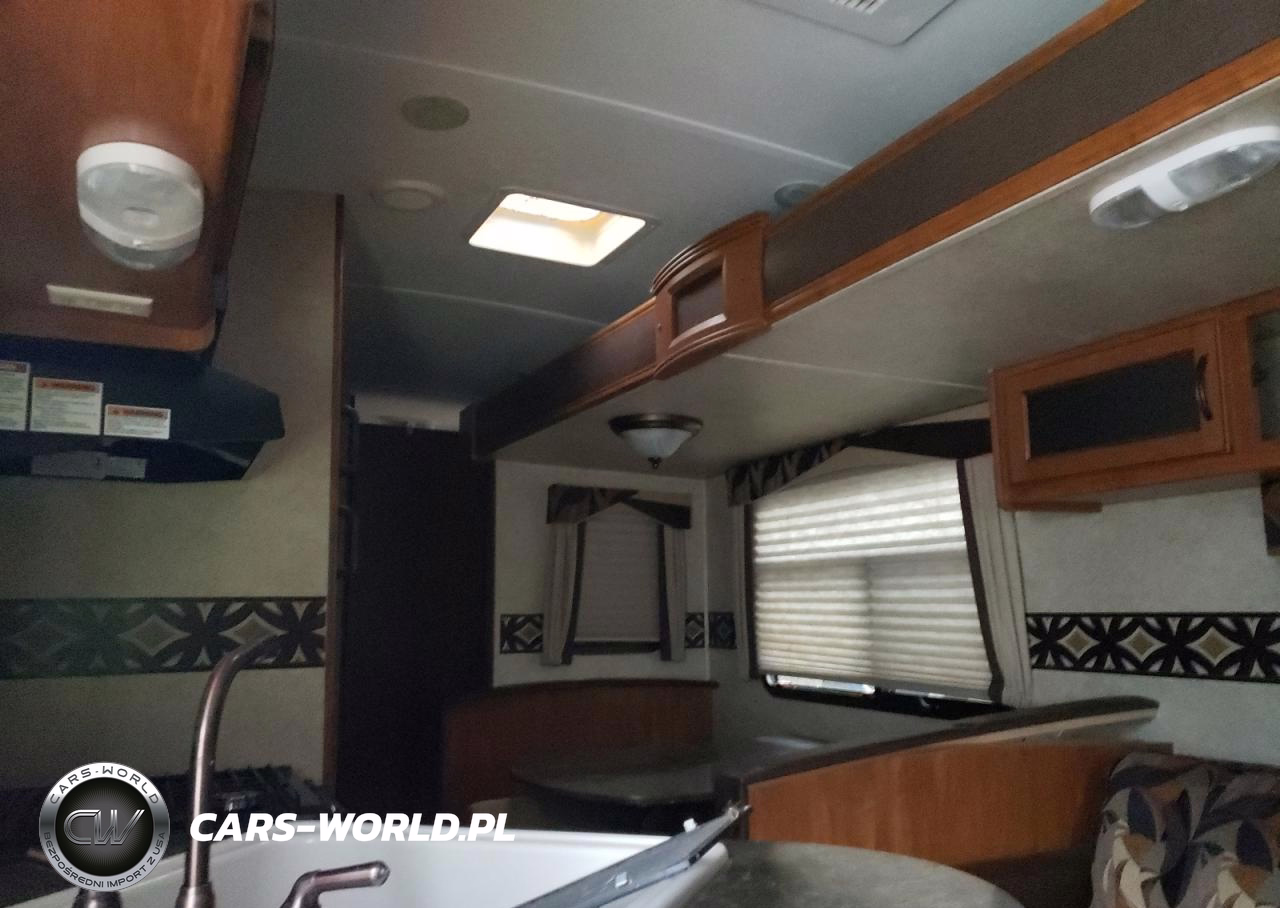 2012 Keystone Premier Camper VIN:4YDT26B20CD421395 - 5
