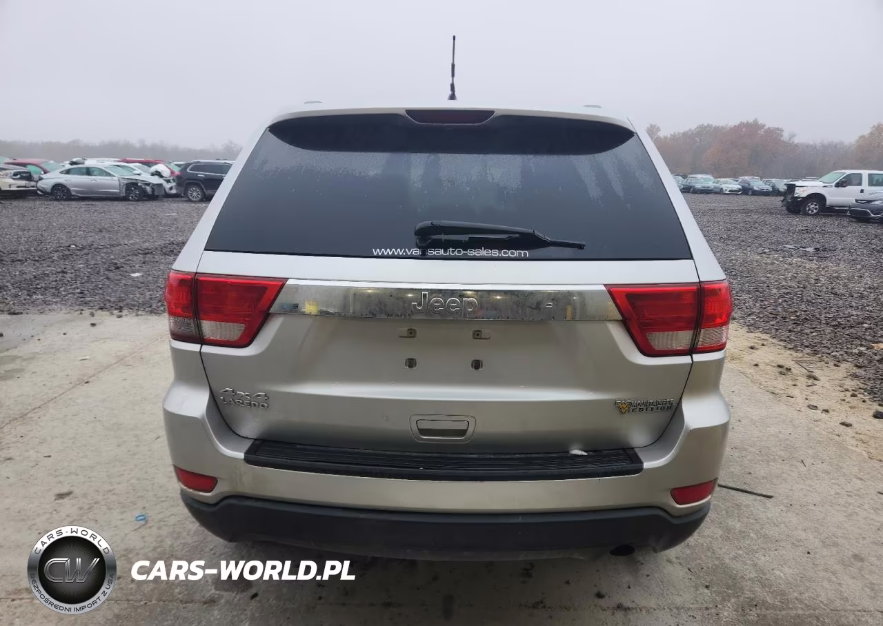 2011 Jeep Grand Cherokee Laredo VIN:1J4RR4GG8BC572002 - 6