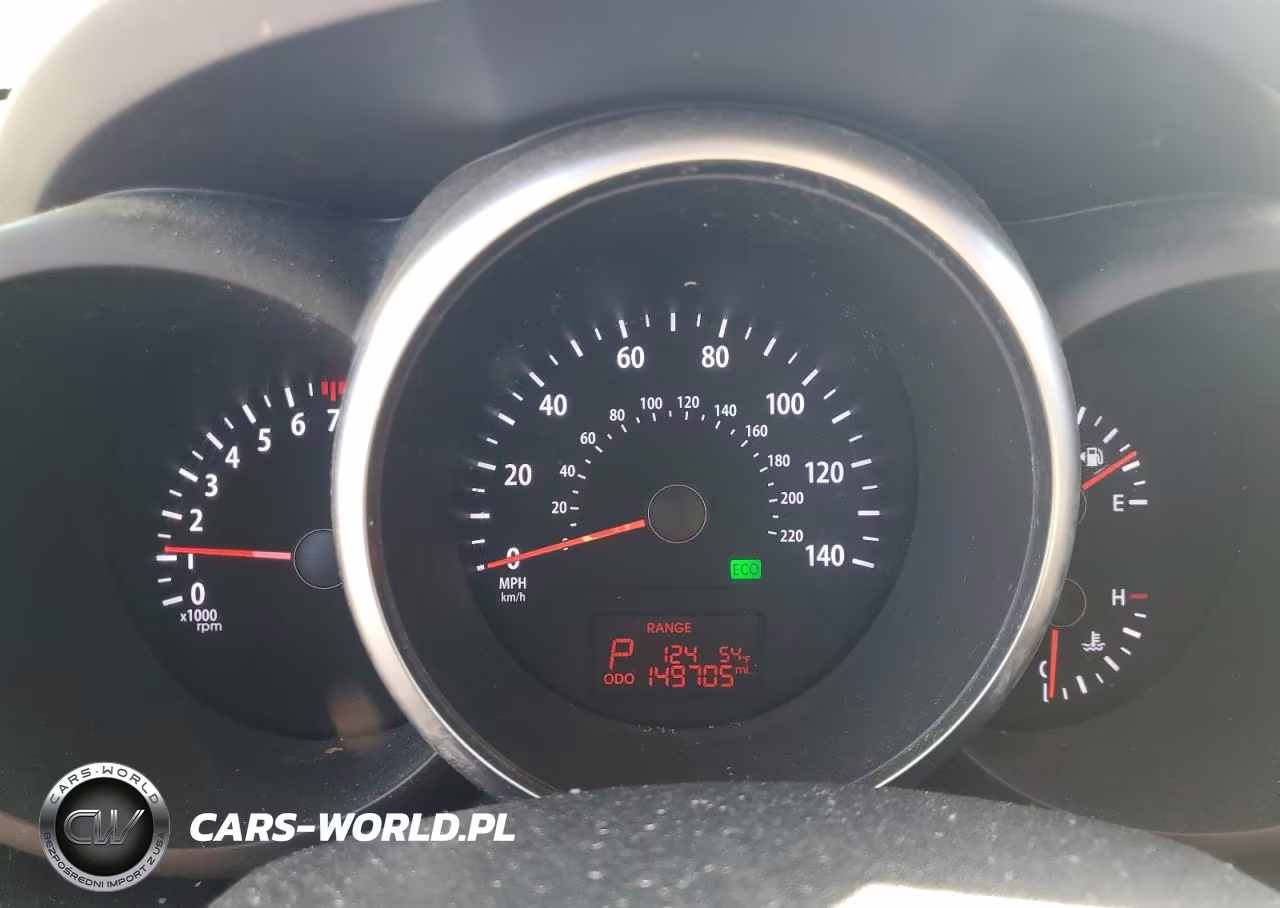 2012 Kia Soul + VIN:KNDJT2A66C7438785 - 9