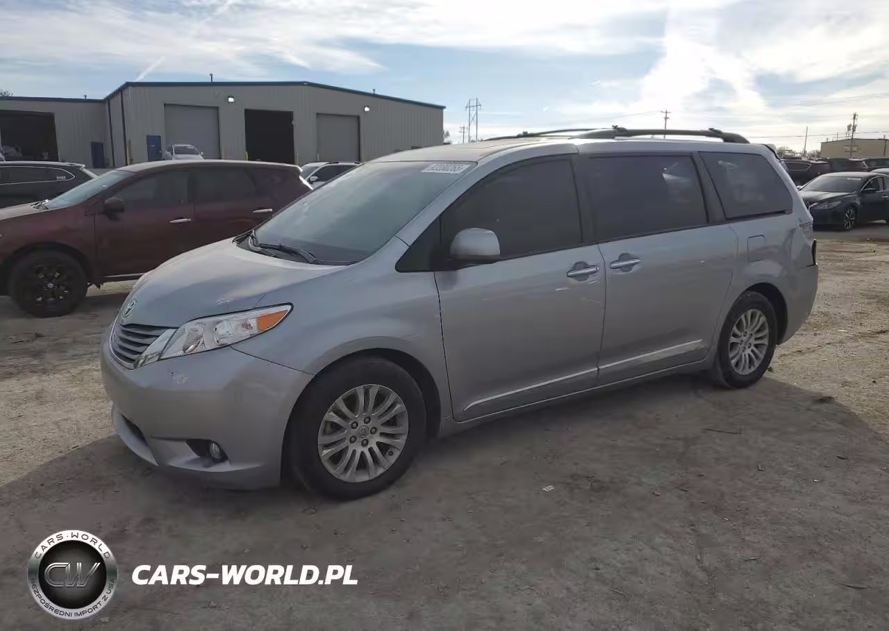 2015 Toyota Sienna Xle