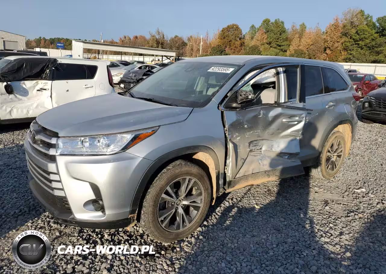 2019 Toyota Highlander Le