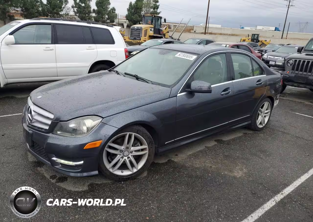 2013 Mercedes-Benz C 250