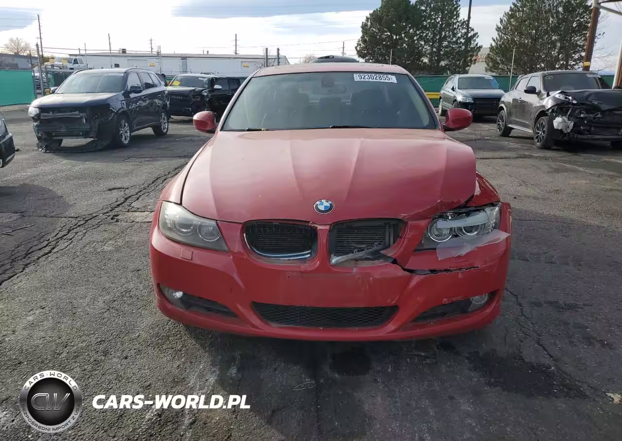 2011 BMW 328 Xi VIN:WBAPK7C57BA463613 - 5
