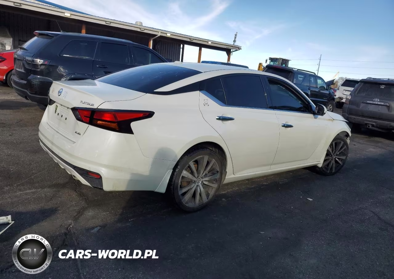 2020 Nissan Altima Platinum VIN:1N4BL4FW2LC189861 - 3