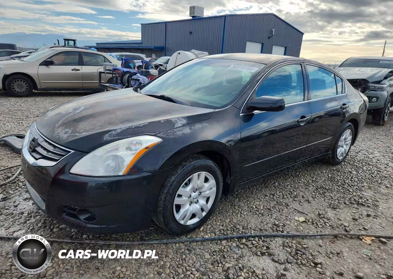 2011 Nissan Altima Base