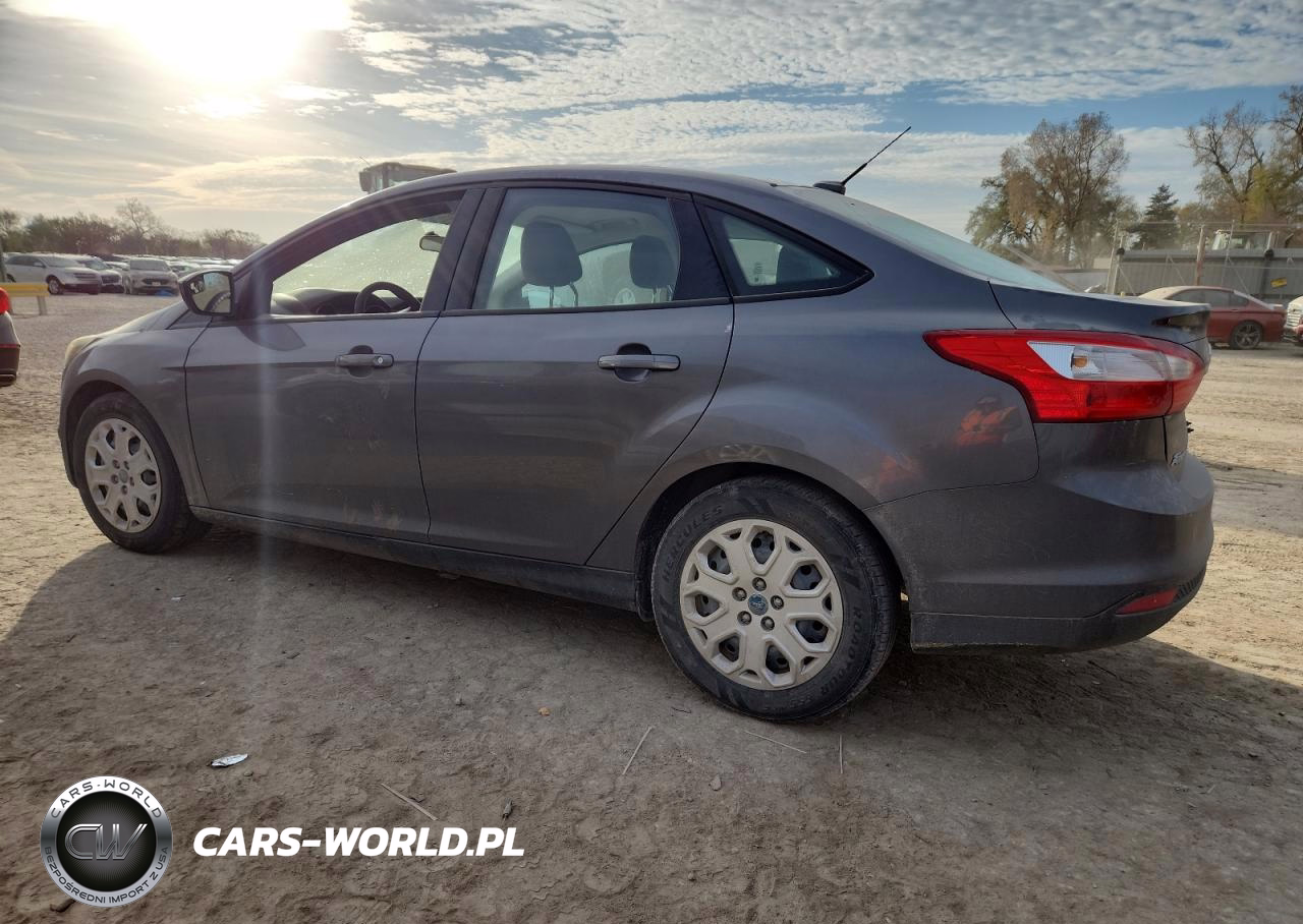 2012 Ford Focus Se VIN:1FAHP3F29CL183335 - 2