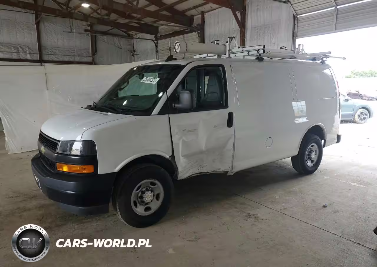 2022 Chevrolet Express G2500