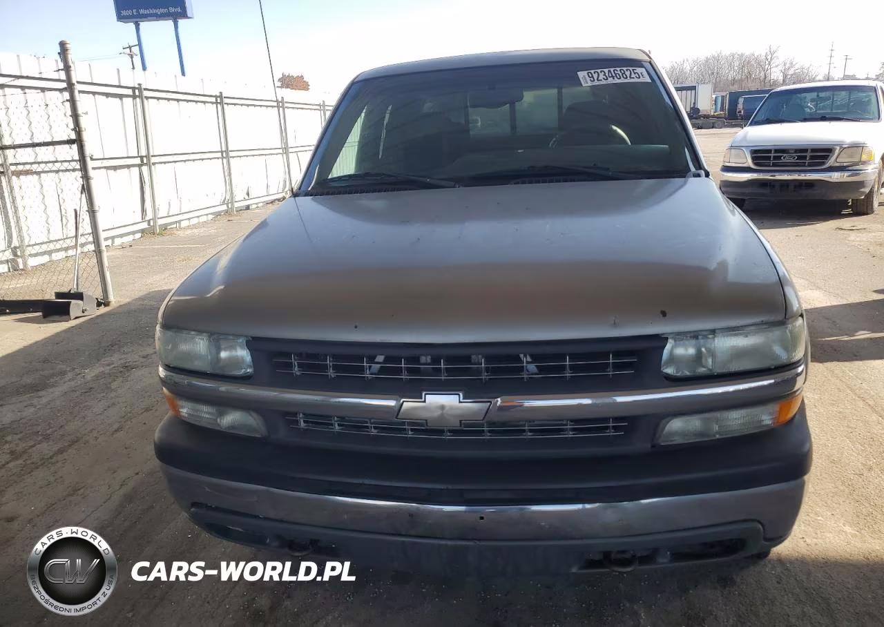 2000 Chevrolet Silverado K2500 VIN:1GCGK29UXYE402830 - 5
