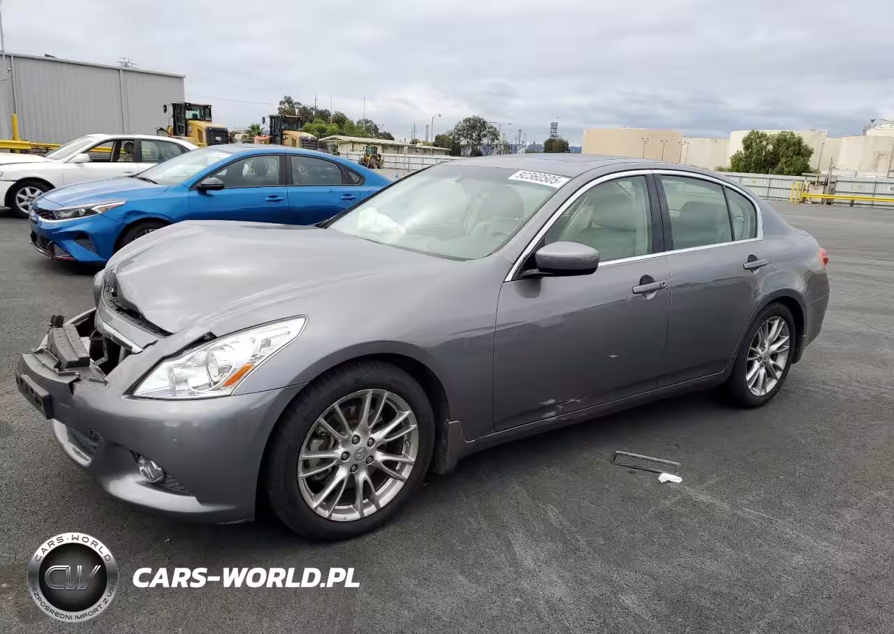 2013 Infiniti G37 Base