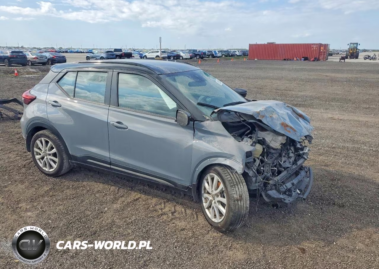 2023 Nissan Kicks Sr VIN:3N1CP5DV4PL511674 - 4