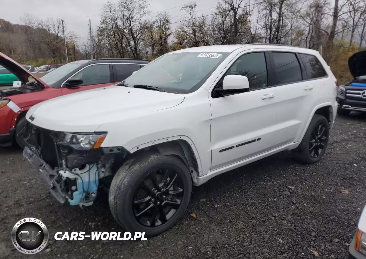 2022 Jeep Grand Cherokee Laredo E