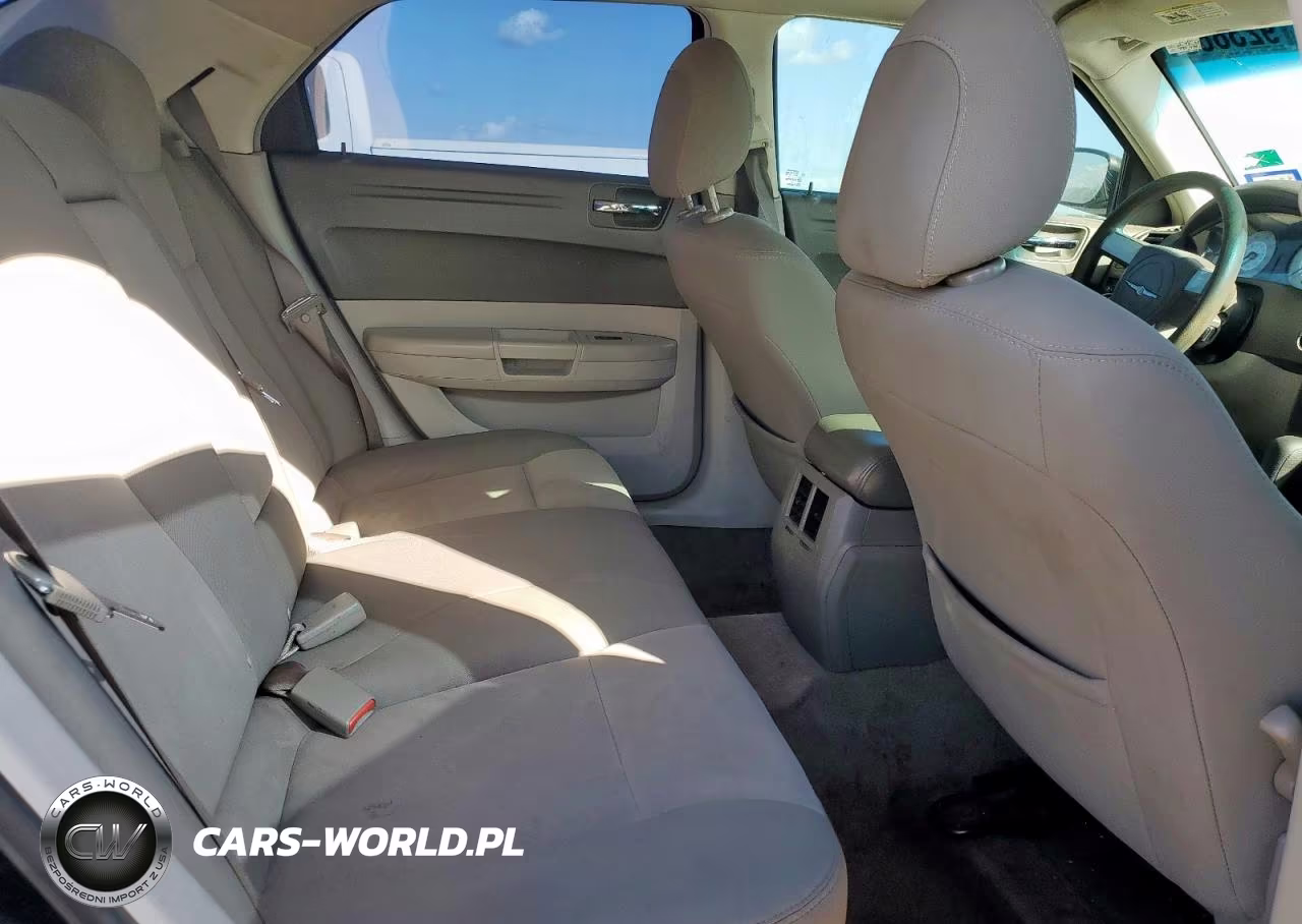 2008 Chrysler 300 Lx VIN:2C3KA43R38H253350 - 10