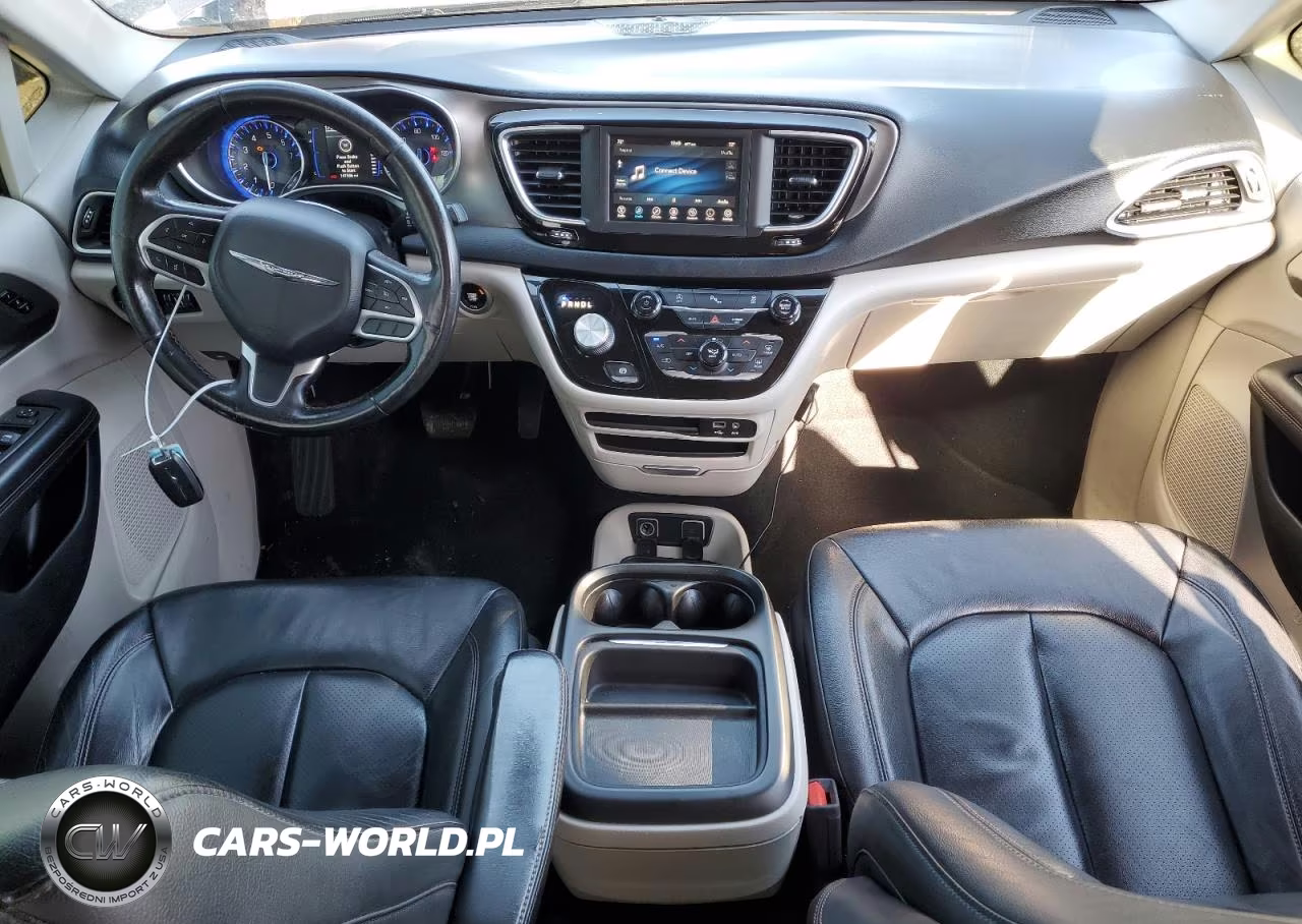 2020 Chrysler Pacifica Touring L VIN:2C4RC1BG8LR271266 - 8