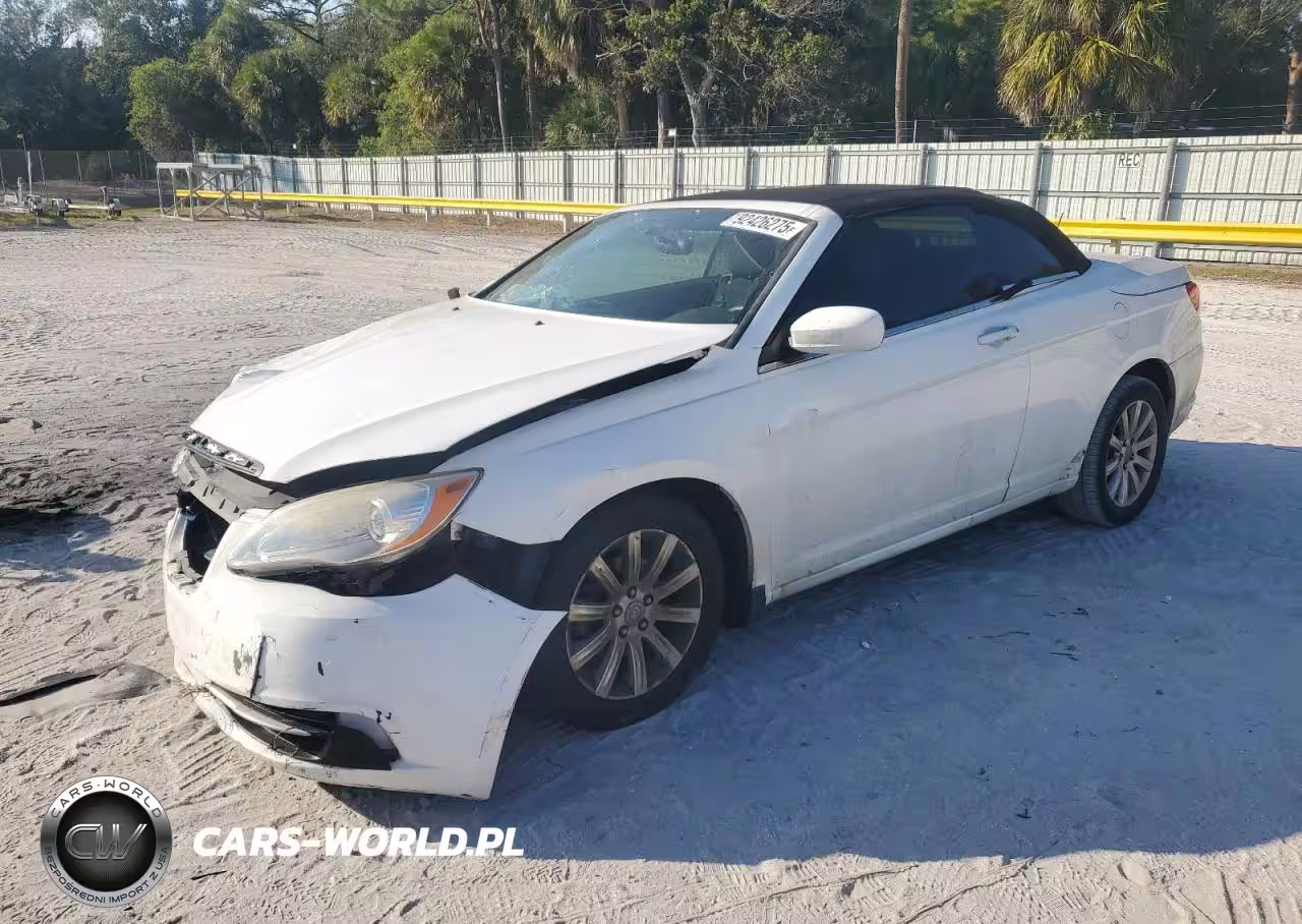 2012 Chrysler 200 Touring