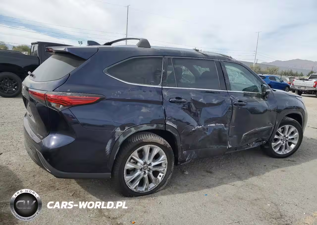 2022 Toyota Highlander Limited VIN:5TDYZRAH5NS129549 - 3