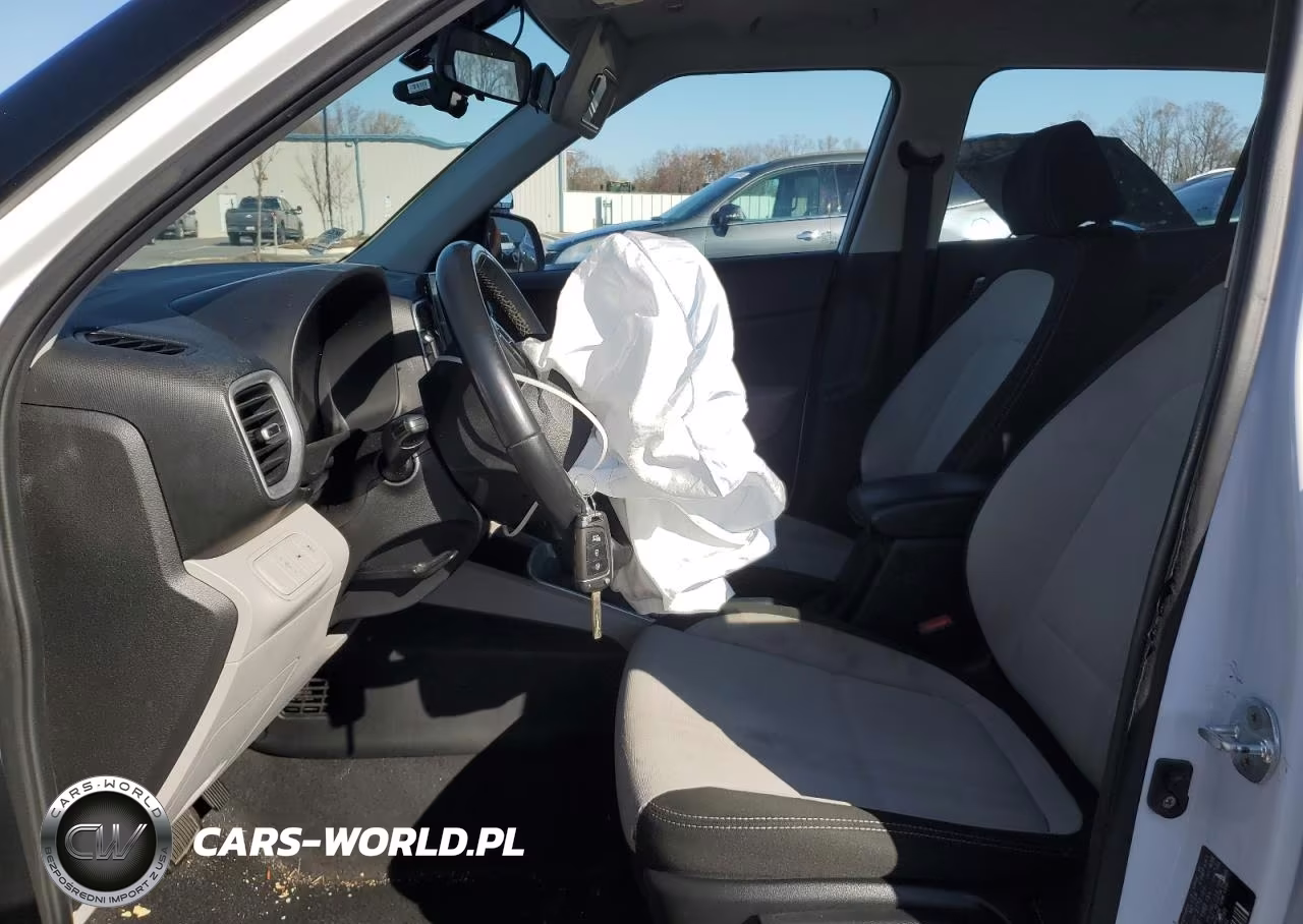 2021 Hyundai Venue Sel VIN:KMHRC8A36MU103746 - 7