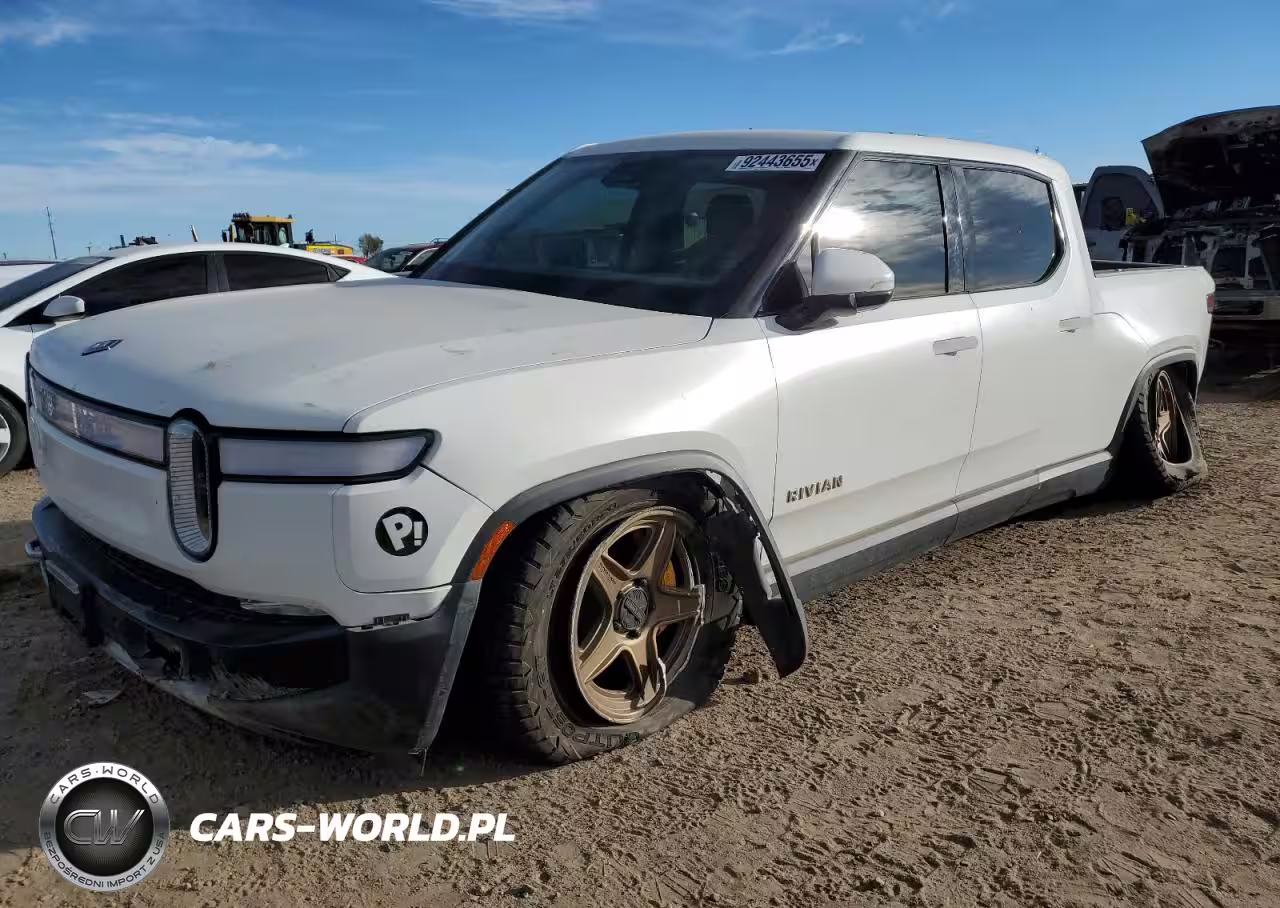 2022 Rivian R1T Adventure