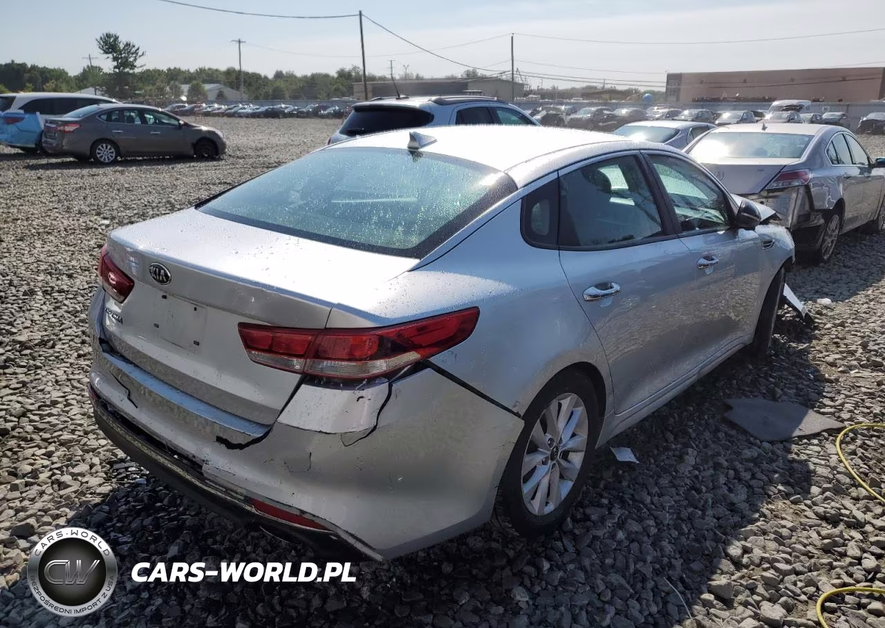 2017 Kia Optima Lx VIN:5XXGT4L37HG137871 - 3