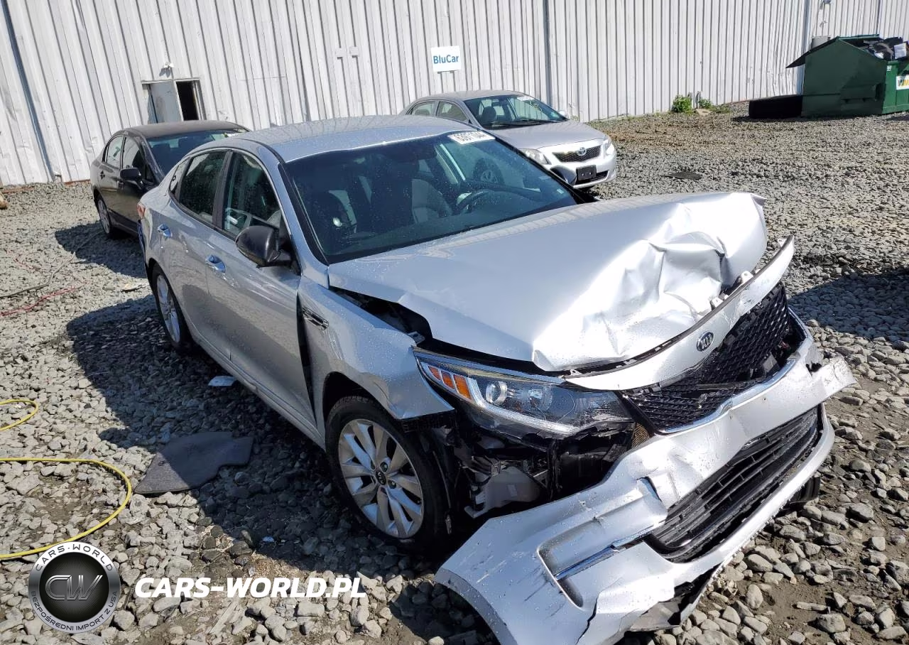 2017 Kia Optima Lx VIN:5XXGT4L37HG137871 - 4