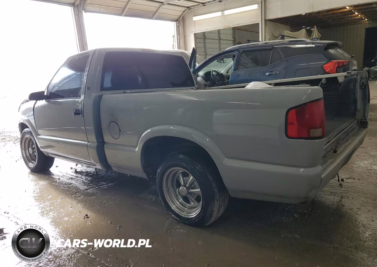 2000 Chevrolet S Truck S10 VIN:1GCCS1443Y8102772 - 2