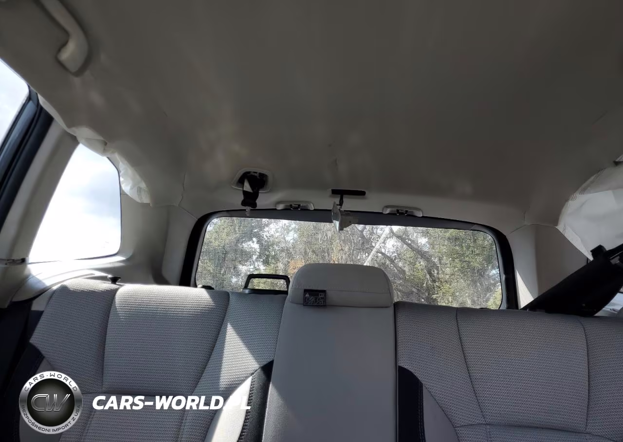 2023 Subaru Forester VIN:JF2SKAAC9PH433234 - 10