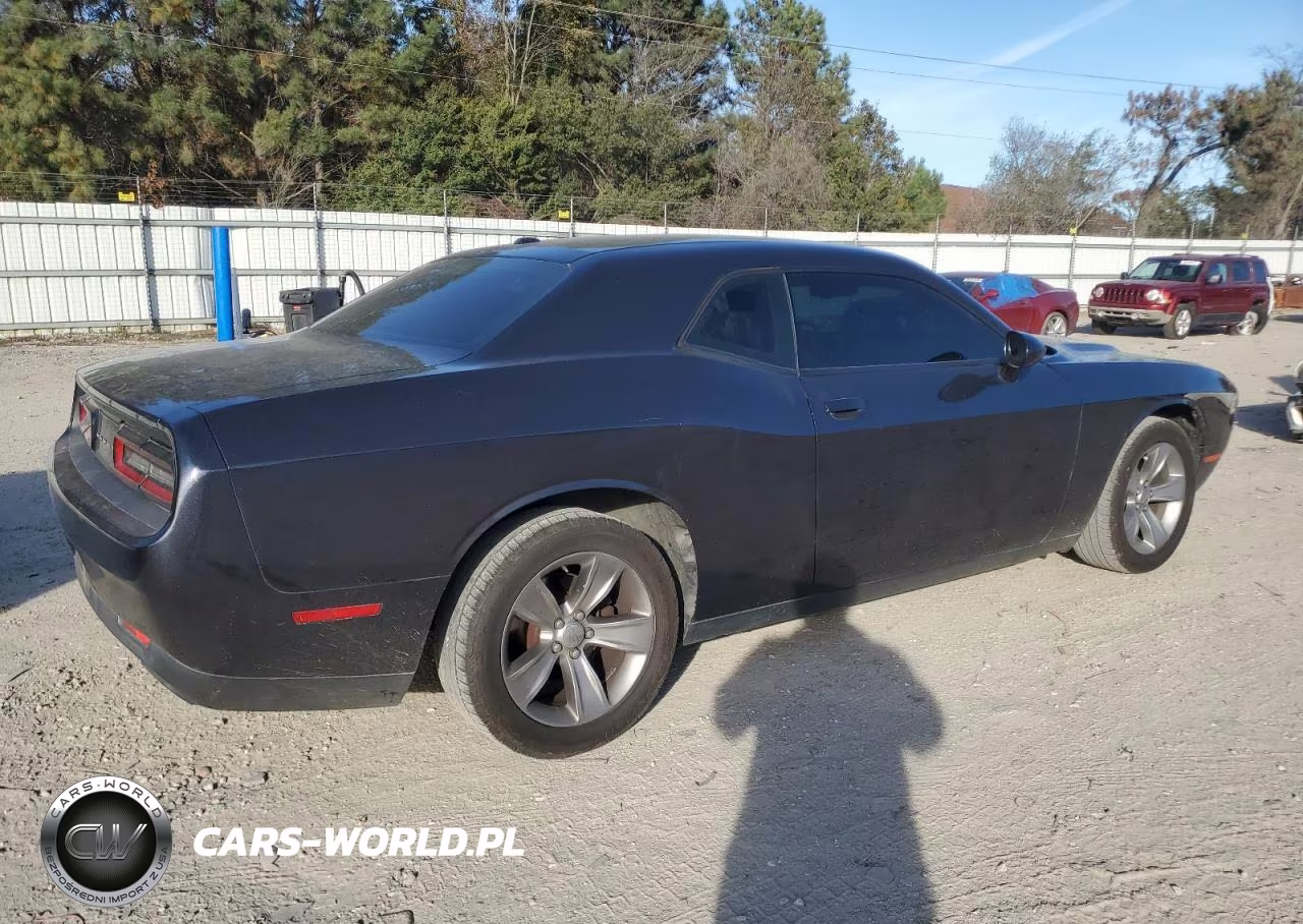 2017 Dodge Challenger Sxt VIN:2C3CDZAGXHH539304 - 3