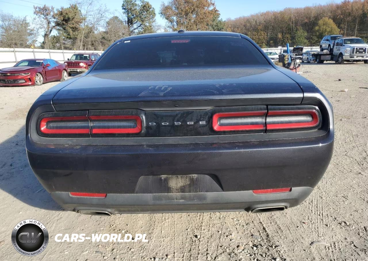 2017 Dodge Challenger Sxt VIN:2C3CDZAGXHH539304 - 6