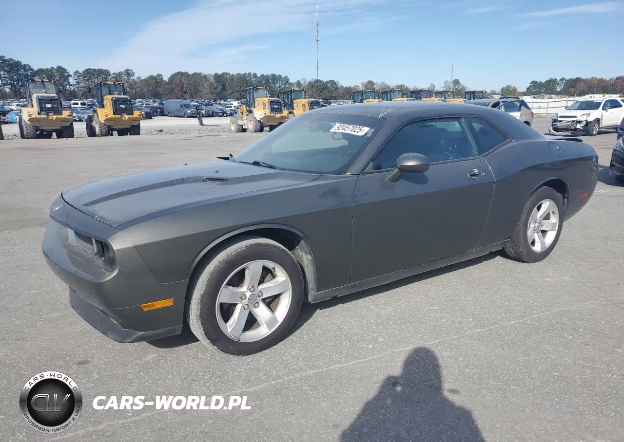 2010 Dodge Challenger Se