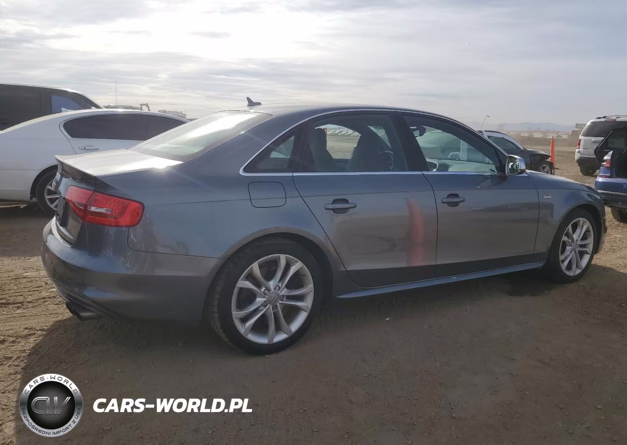 2013 Audi S4 Prestige VIN:WAUKGAFL2DA164701 - 3