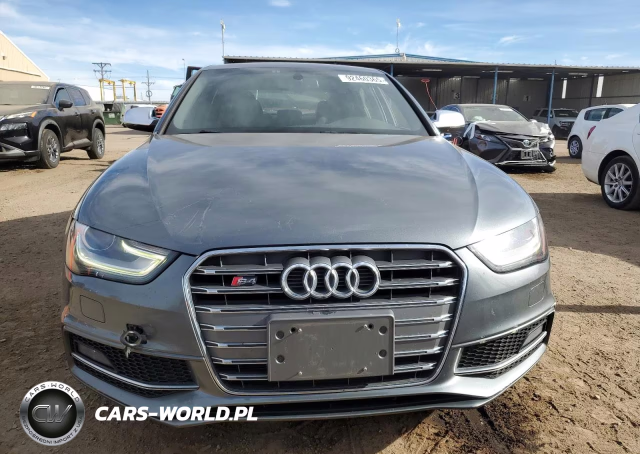 2013 Audi S4 Prestige VIN:WAUKGAFL2DA164701 - 5