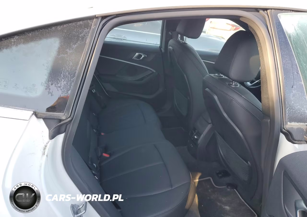 2022 BMW 228Xi VIN:WBA73AK08N7K41163 - 10