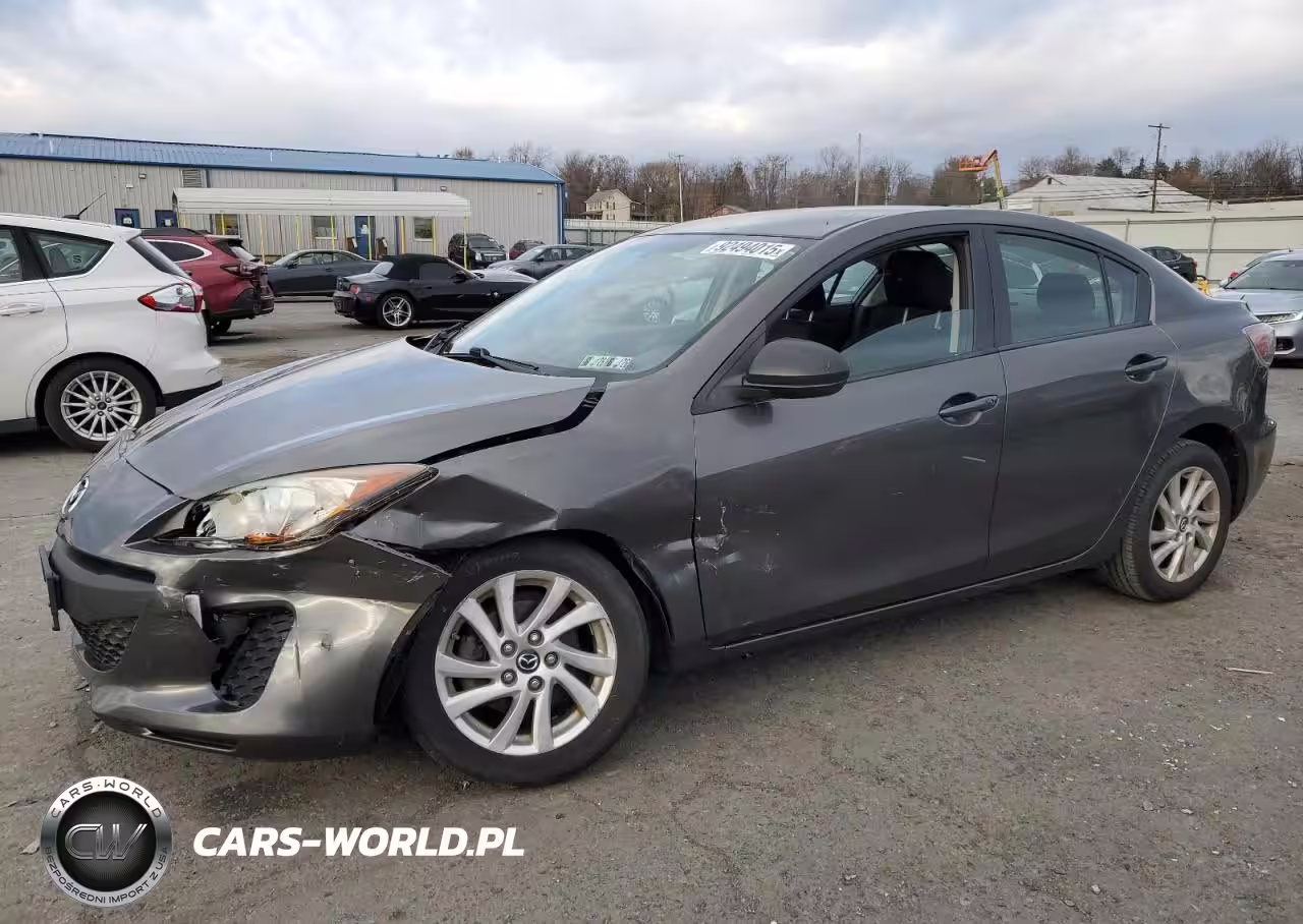 2013 Mazda 3 I