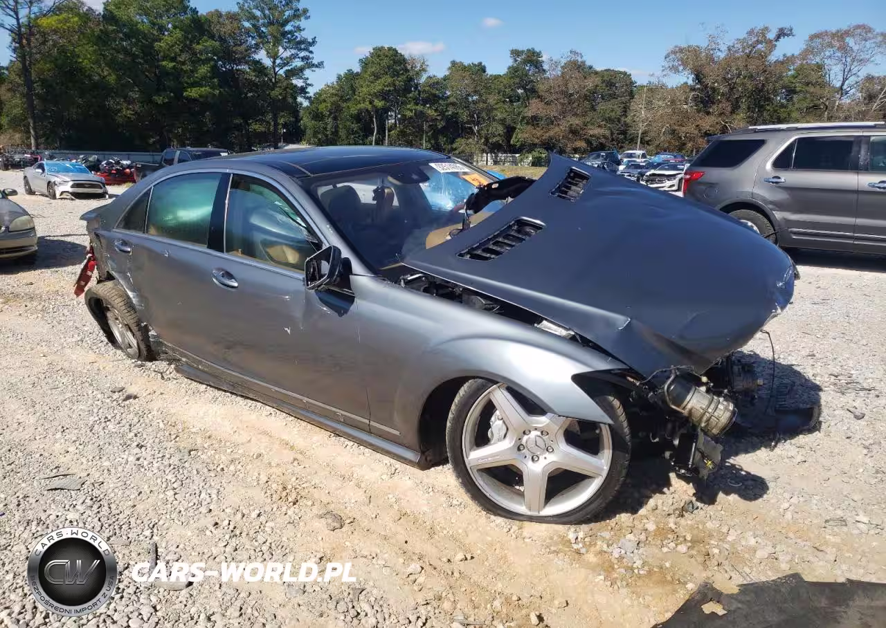 2010 Mercedes-Benz S 550 VIN:WDDNG7BB7AA333029 - 4