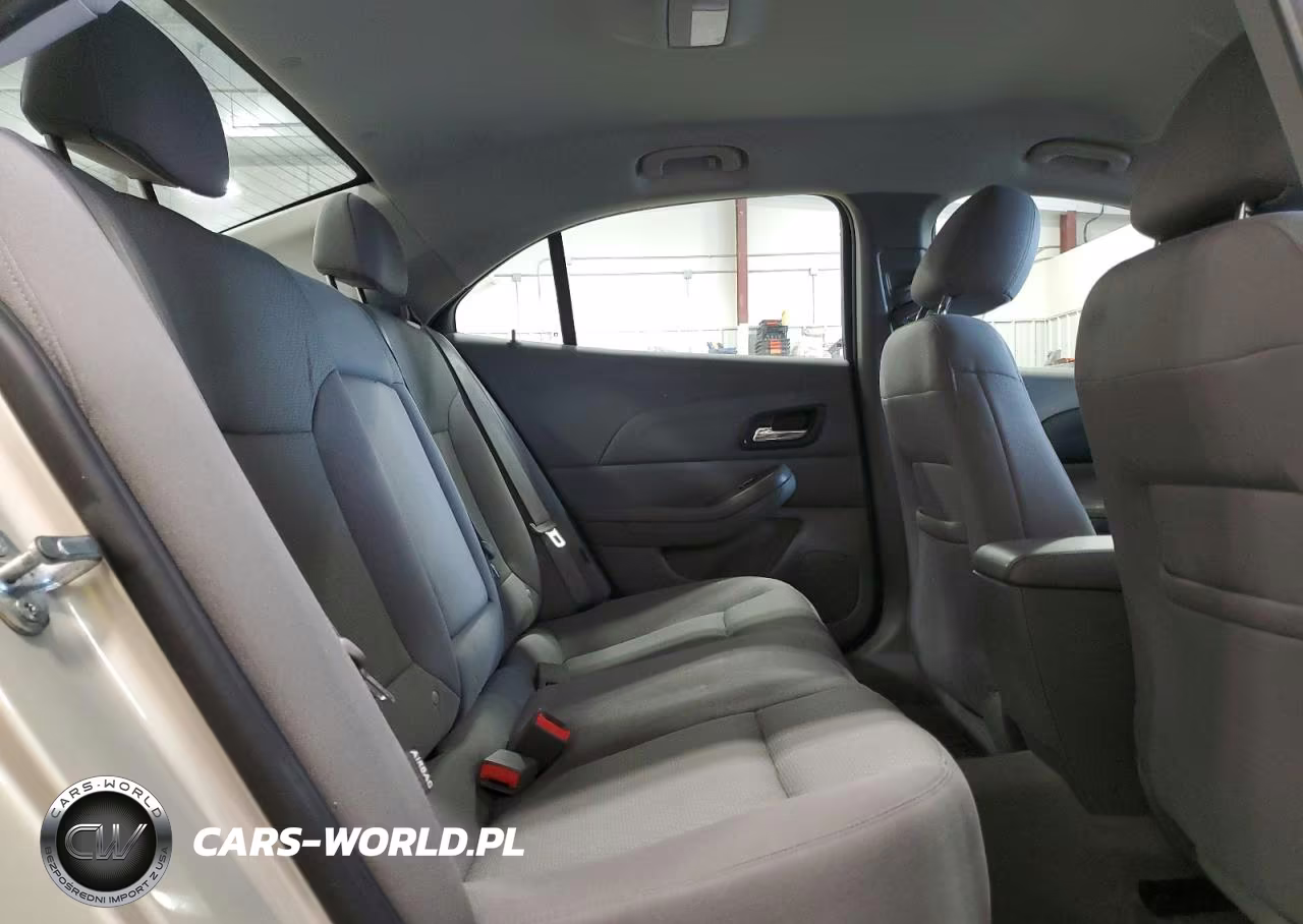 2014 Chevrolet Malibu Ls VIN:1G11B5SL7EF129000 - 10