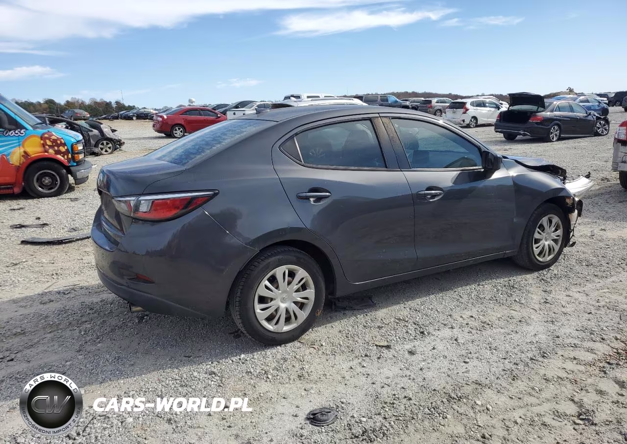 2019 Toyota Yaris L VIN:3MYDLBYV4KY520328 - 3