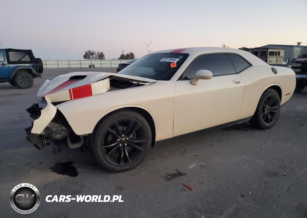 2016 Dodge Challenger Sxt