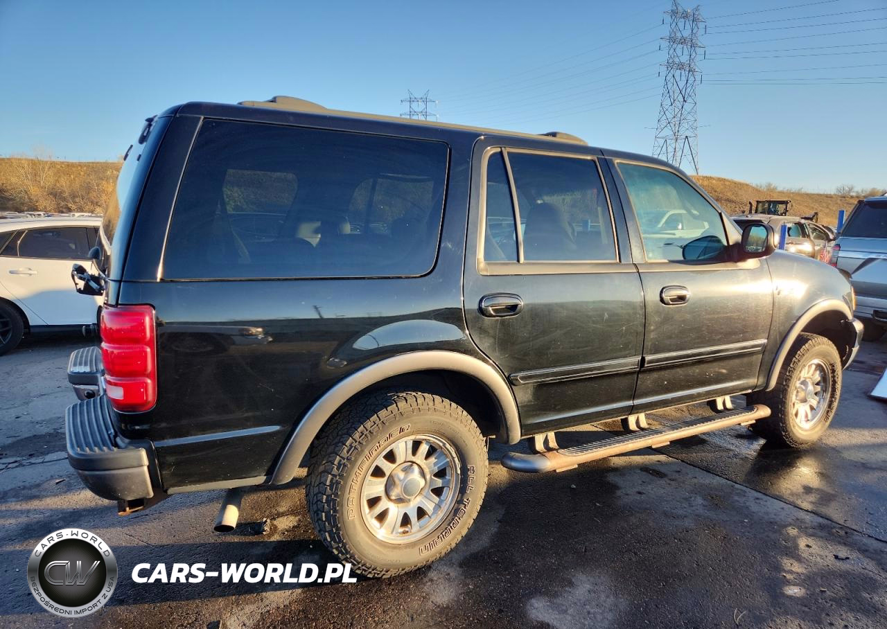 2002 Ford Expedition Xlt VIN:1FMPU16L22LA81347 - 3