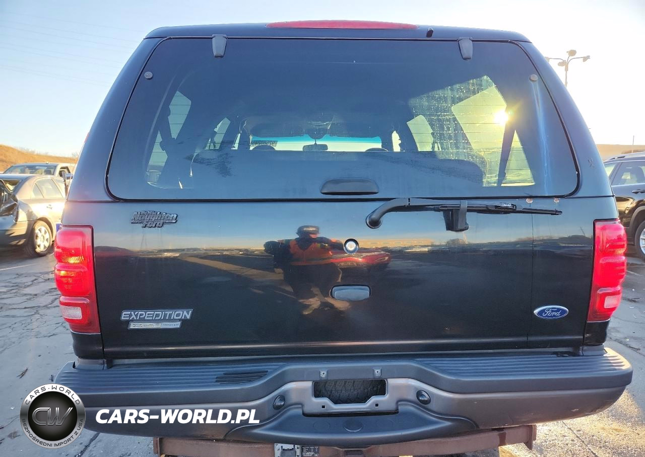 2002 Ford Expedition Xlt VIN:1FMPU16L22LA81347 - 6