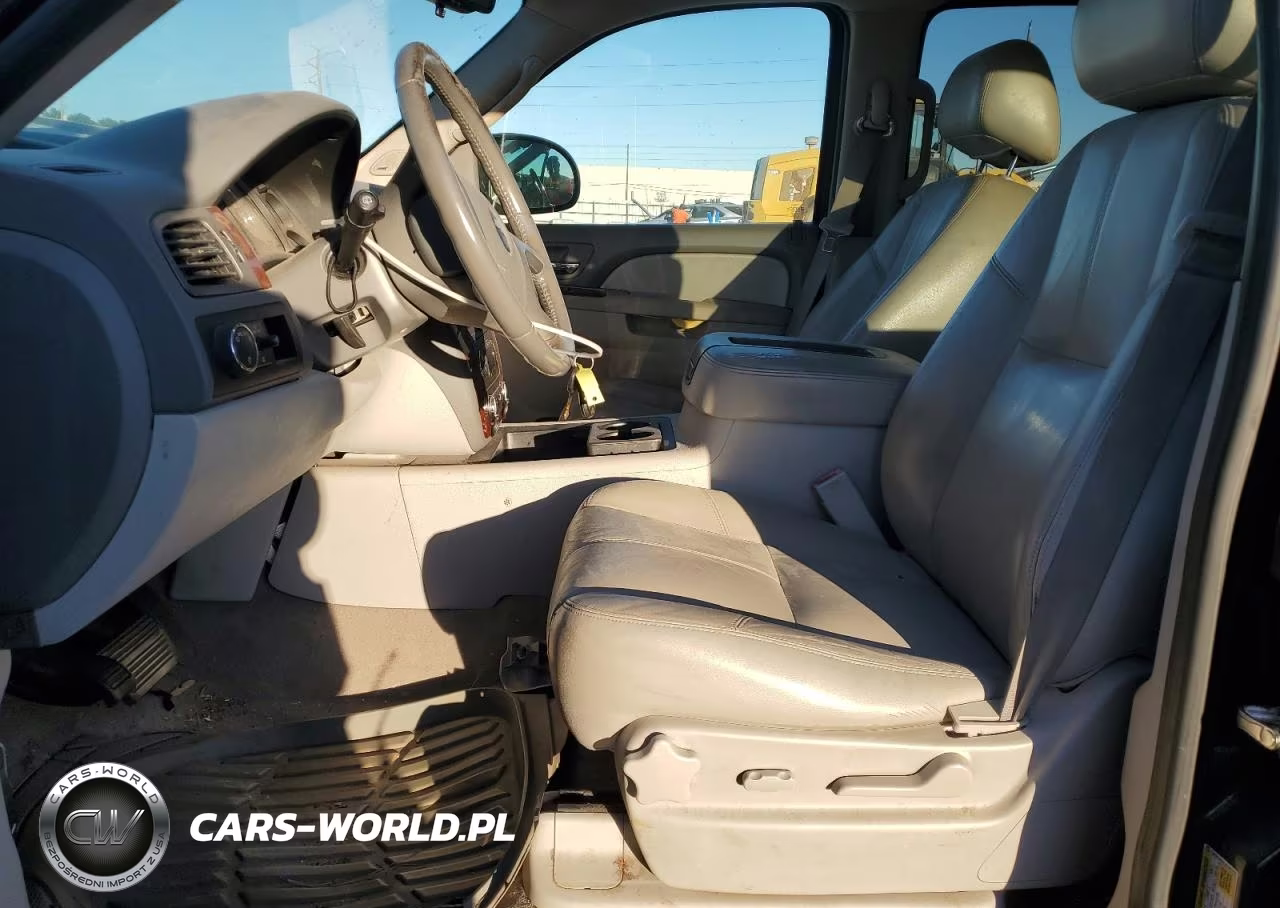 2013 Chevrolet Suburban C1500 Lt VIN:1GNSCJE0XDR303195 - 7